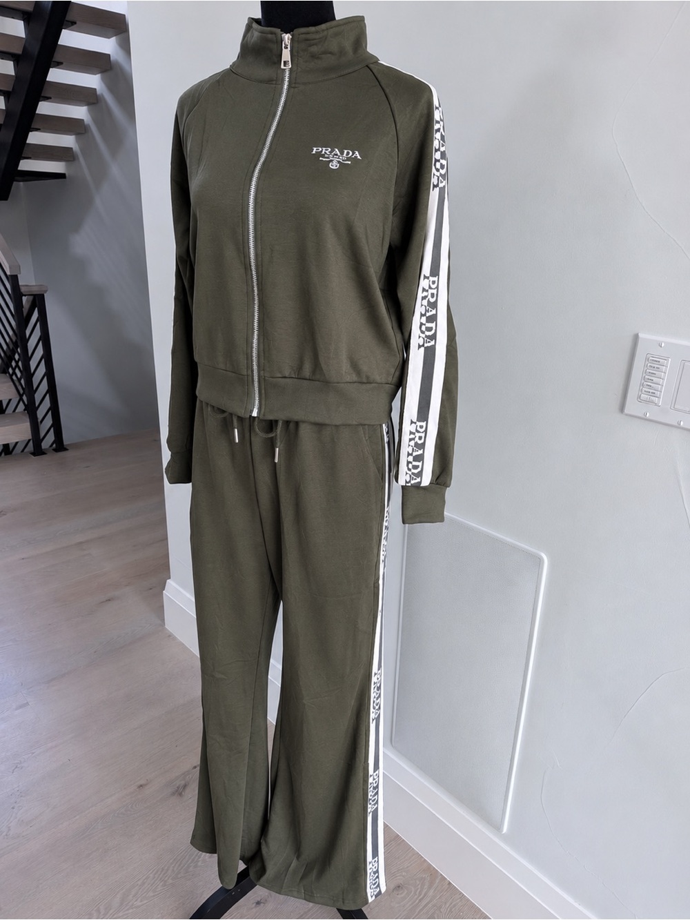 Prada Olive Green Zip-Front Tracksuit Matching Set size S - Picture 5 of 7